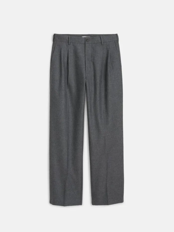 Alex Mill Henry Pleated Trouser In Wool Flannel Charcoal Men Suiting Blazers