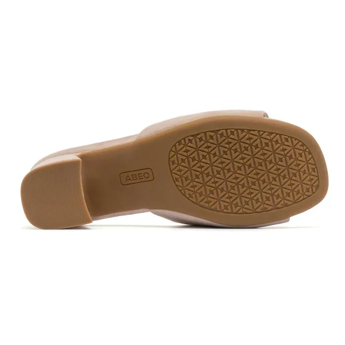 ABEO Avenue Slide Beige Womens Abeo Dress