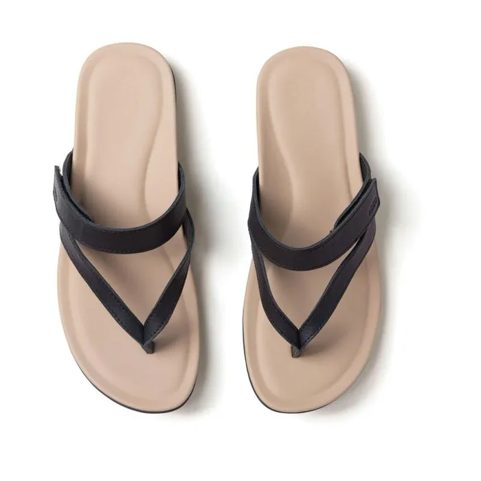 ABEO Oasis Thong Sandal Black Womens Abeo Sandals