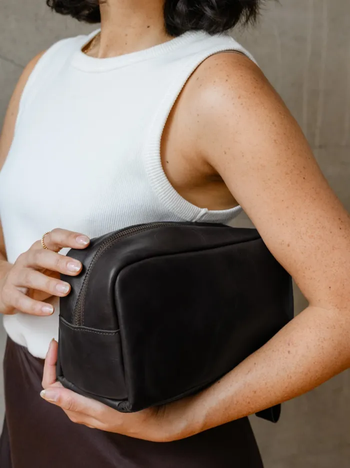 Able Belts and Accessories Women Avery Dopp Kit Black