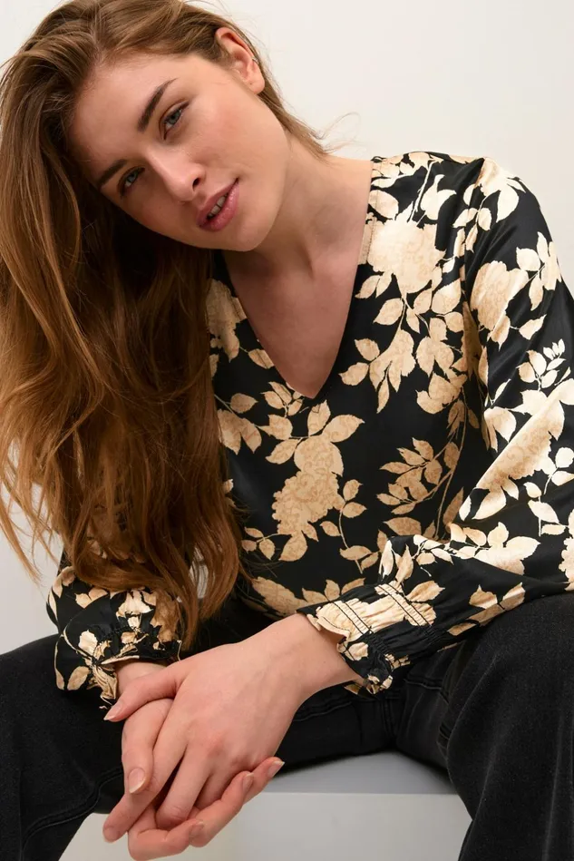 Blouses Women CULTURE CUlacy Blouse
