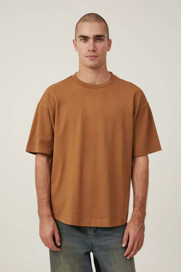 Box Fit Scooped Hem TShirt Ginger Men Cotton On Tees and Tanks
