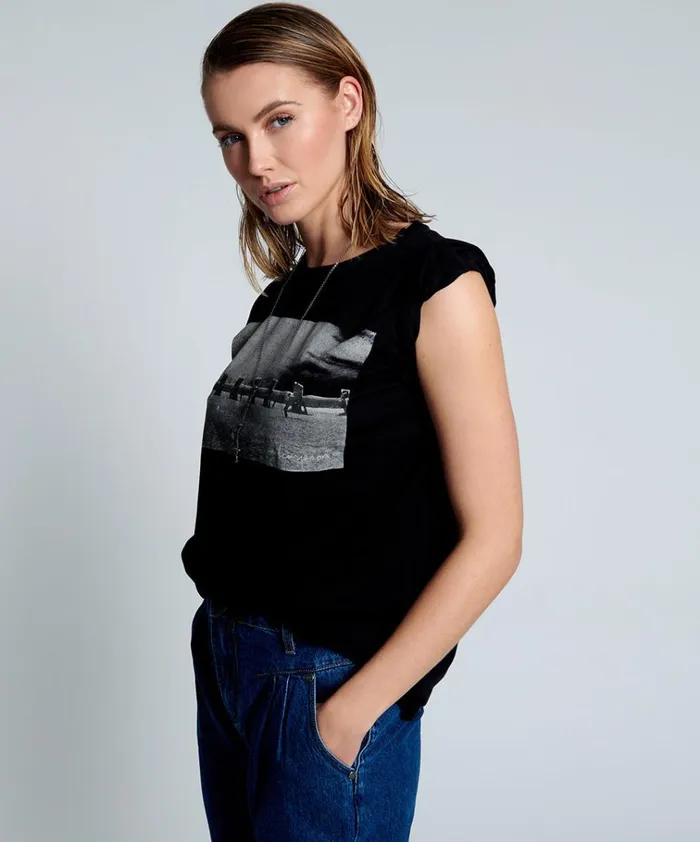 CADILLAC BOYFRIEND TEE Women One Teaspoon Basic Tees