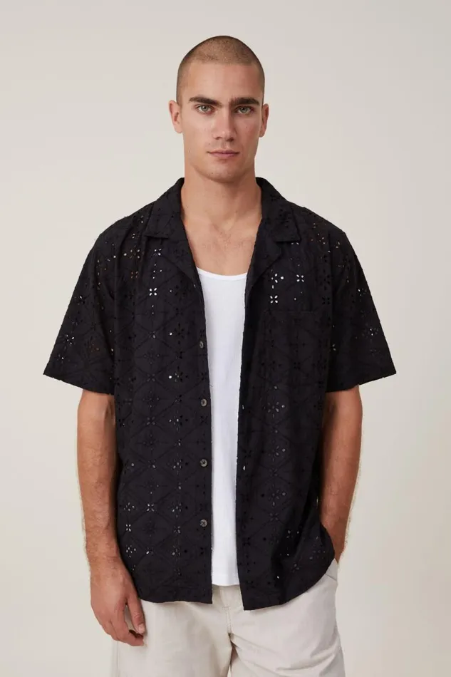 Capri Short Sleeve Shirt Black Broiderie Men Cotton On Shirts and Polos