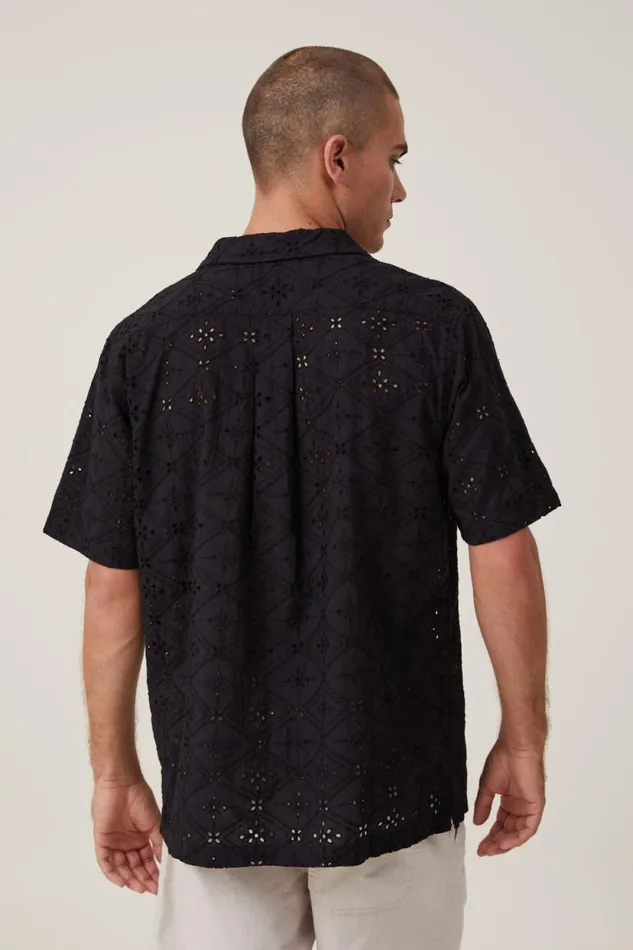 Capri Short Sleeve Shirt Black Broiderie Men Cotton On Shirts and Polos