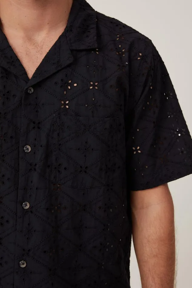 Capri Short Sleeve Shirt Black Broiderie Men Cotton On Shirts and Polos