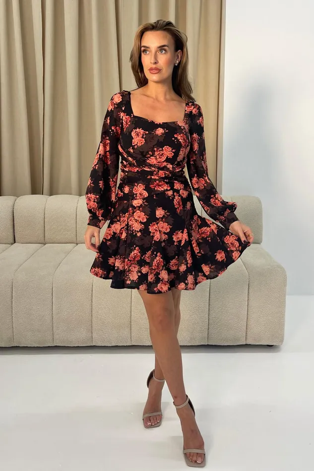 Effie Long Sleeve Sweetheart Neckline Mini Dress In Black Floral Women Girl In Mind Mini Dresses Effie Long Sleeve Sweetheart Neckline Mini Dress In Black Floral Women Girl In Mind Mini Dresses