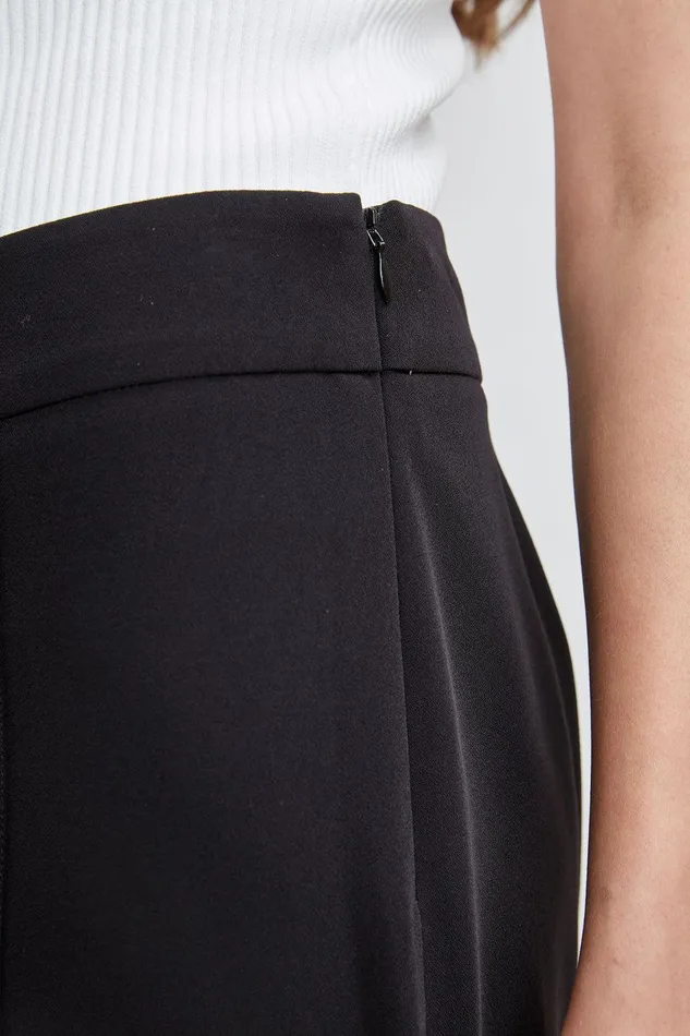 Elie Tahari Wide Leg Slit Pant Noir Women Bottoms