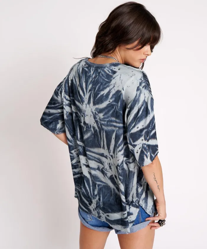 FIRE FLIES OVERSIZED SATIN TEE Women One Teaspoon Tees and Tanks FIRE FLIES OVERSIZED SATIN TEE Women One Teaspoon Tees and Tanks