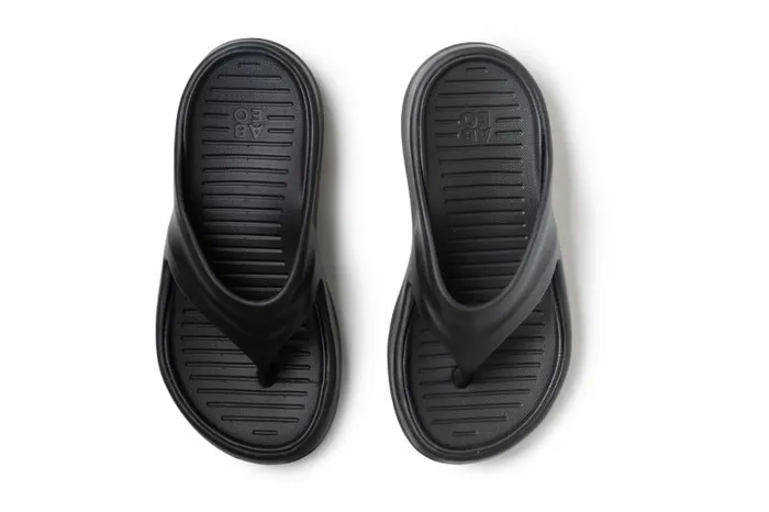 Galaxy Metatarsal Black Womens Abeo Sandals