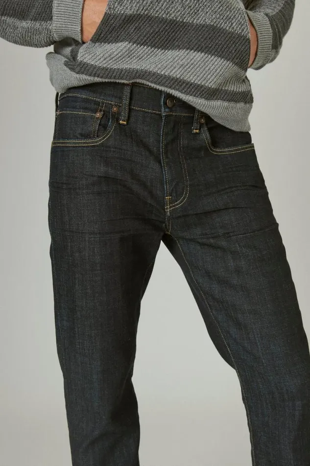 Lucky Brand 223 Straight Coolmax Stretch Jean Hula Men Jeans