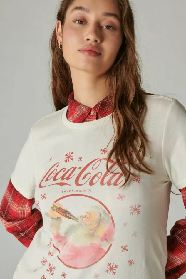 Lucky Brand Coke Santa Snow Classic Crew Whisper White Women Graphic Tees