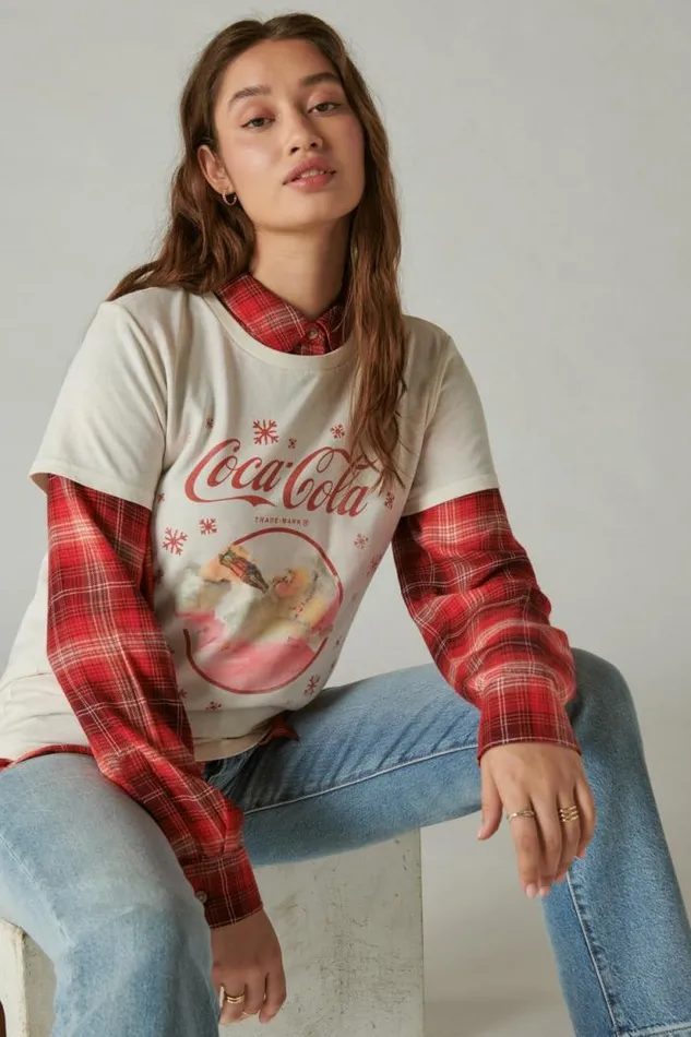 Lucky Brand Coke Santa Snow Classic Crew Whisper White Women Graphic Tees