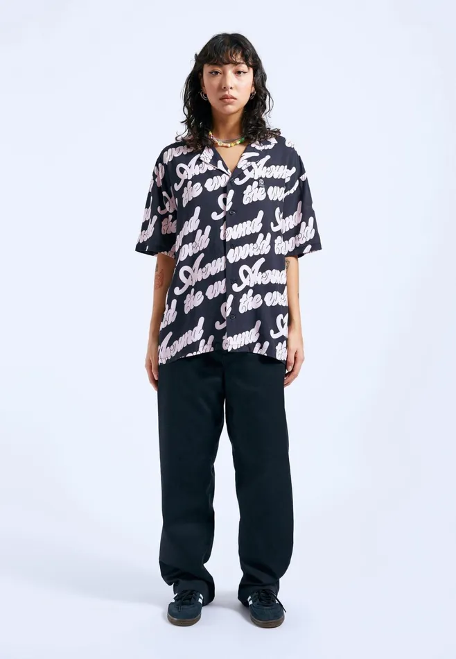 Madi Shirt 8211 Off Black Around AOP Off Black Around Aop Women Dr Denim Shirts