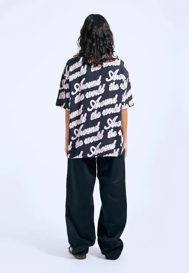 Madi Shirt 8211 Off Black Around AOP Off Black Around Aop Women Dr Denim Shirts