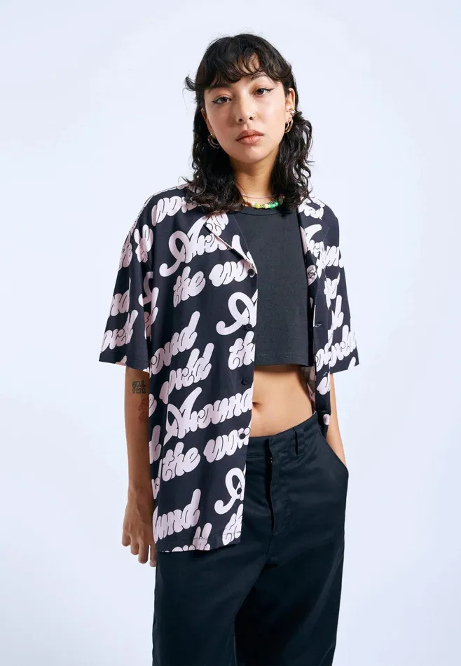 Madi Shirt 8211 Off Black Around AOP Off Black Around Aop Women Dr Denim Shirts