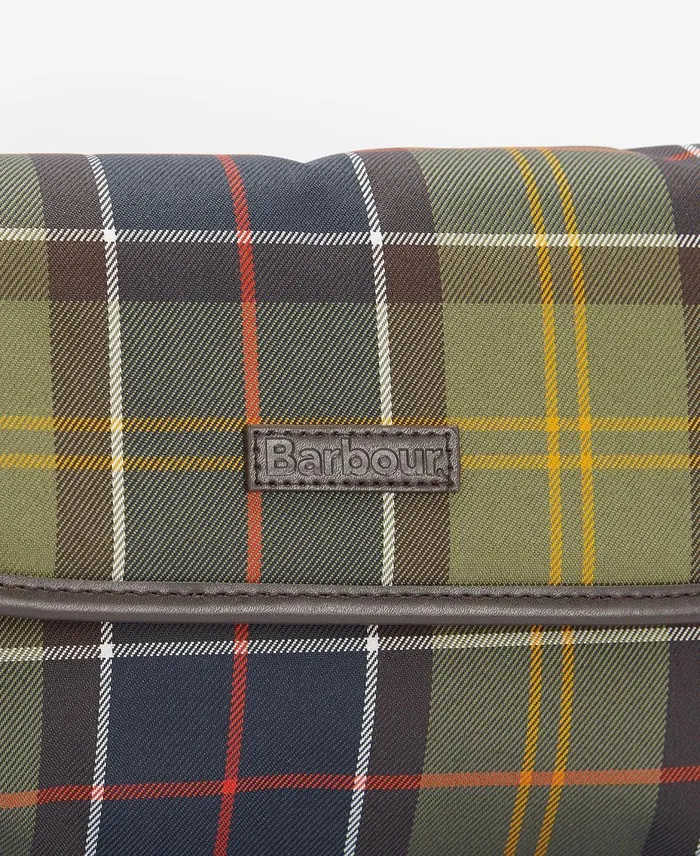Men Bags and Luggage Barbour Tartan Hanging Washbag Classic Tartan Men Bags and Luggage Barbour Tartan Hanging Washbag Classic Tartan