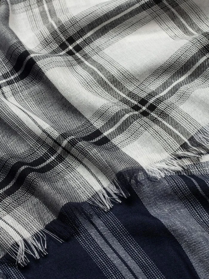Men Begg X Co Scarves Fiji Hunter Lightweight Scarf Black White Navy