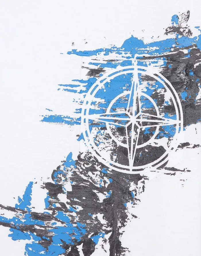 Mens 24682 Paint Stroke 3 TShirt In White Stone Island TShirts