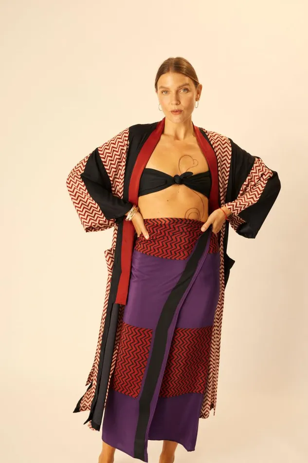 Natalie Martin SARONGSCARF Block Zigzag Aubergine Shop Bottoms