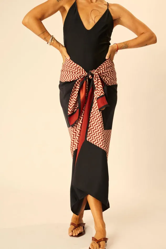 Natalie Martin SARONGSCARF Block Zigzag Noire Shop Coverups