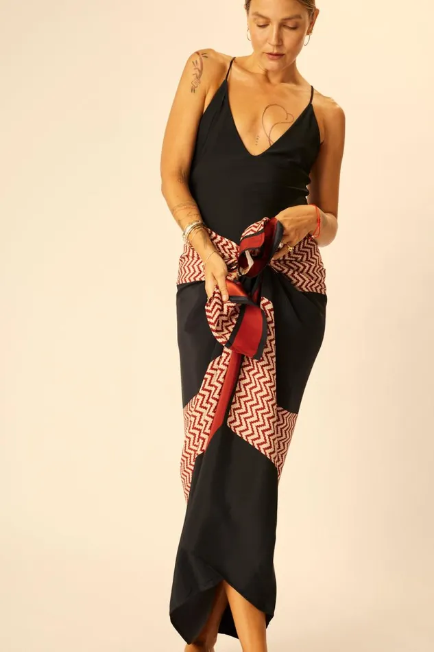 Natalie Martin SARONGSCARF Block Zigzag Noire Shop Coverups