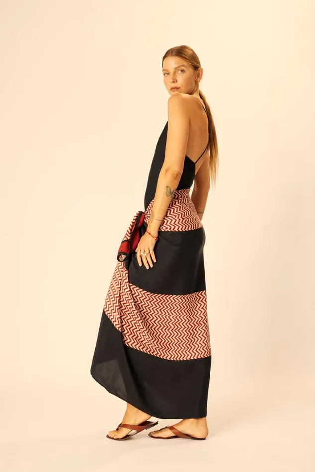 Natalie Martin SARONGSCARF Block Zigzag Noire Shop Coverups