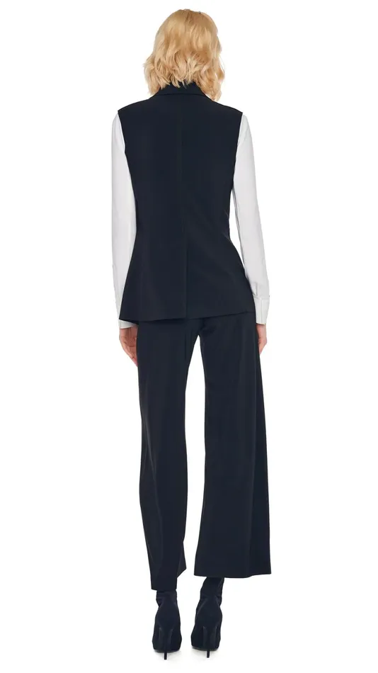 Norma Kamali Wardrobe SHORT STRAIGHT LEG PANT With SLEEVELESS SINGLE BREASTED JACKET 8211 Clothing Norma Kamali Wardrobe SHORT STRAIGHT LEG PANT With SLEEVELESS SINGLE BREASTED JACKET 8211 Clothing