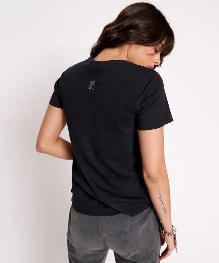 ONE TEASPOON CLASSIC CREW NECK TEE Women One Teaspoon Tees and Tanks ONE TEASPOON CLASSIC CREW NECK TEE Women One Teaspoon Tees and Tanks