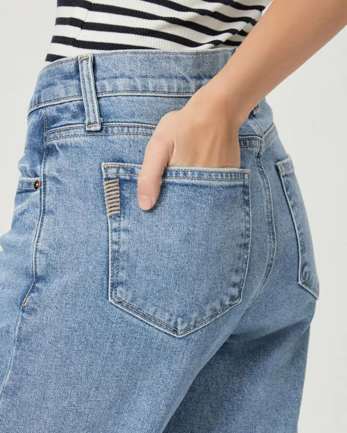 PAIGE Straight Women Serena Straight Jean 8211 Leela Distressed PAIGE Straight Women Serena Straight Jean 8211 Leela Distressed