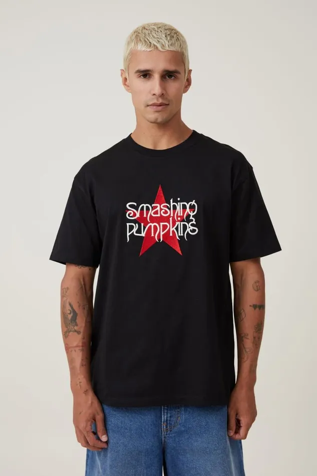 Premium Loose Fit Music TShirt Lcn Mt Black Smashing Pumpkins 8211 Star Logo Men Cotton On Tees and Tanks Premium Loose Fit Music TShirt Lcn Mt Black Smashing Pumpkins 8211 Star Logo Men Cotton On Tees and Tanks