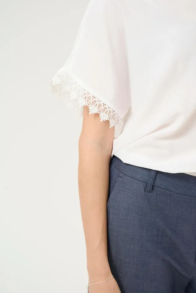 Shirts Women CULTURE CUcian Shirt Spring Gardenia