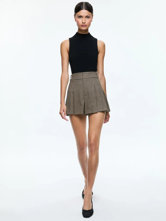 Shorts Women Alice Olivia SCARLET HIGH RISE FLUTTER SHORTS Camelblack