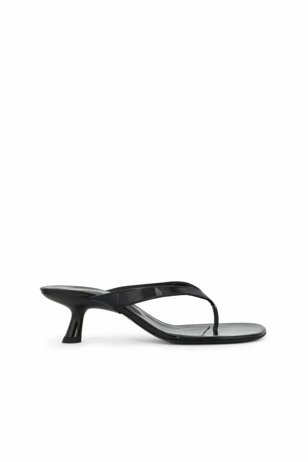Simon Miller Sandals Women Beep Thong Black Patent