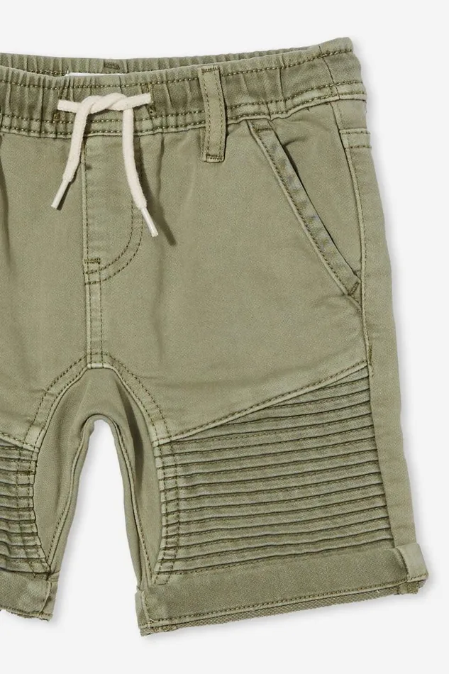Slouch Fit Short Lorne Green Boys Cotton On Shorts Slouch Fit Short Lorne Green Boys Cotton On Shorts