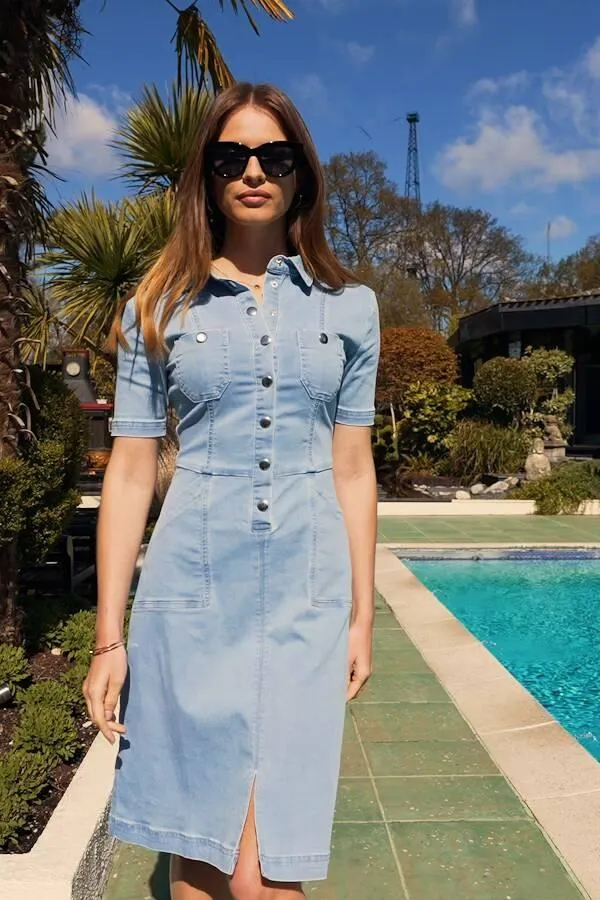 Sosandar Dresses Women Light Wash Popper Front Short Sleeve Denim Dress Light Wash