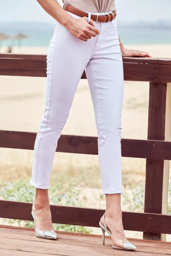Sosandar Jeans and Jeggings Women White Cropped Raw Hem Skinny Jeans White