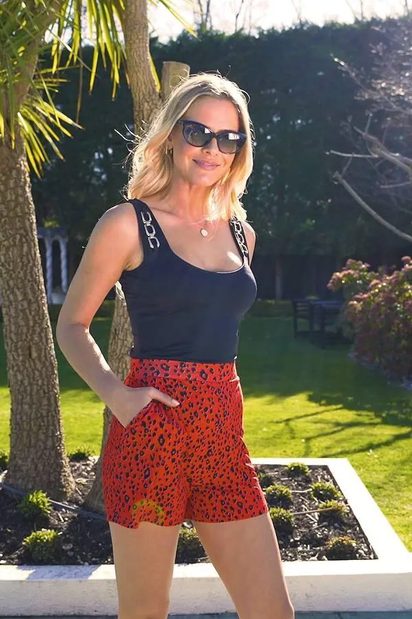 Sosandar Shorts Women Coral Animal Print Jersey Shorts With Pockets Coral