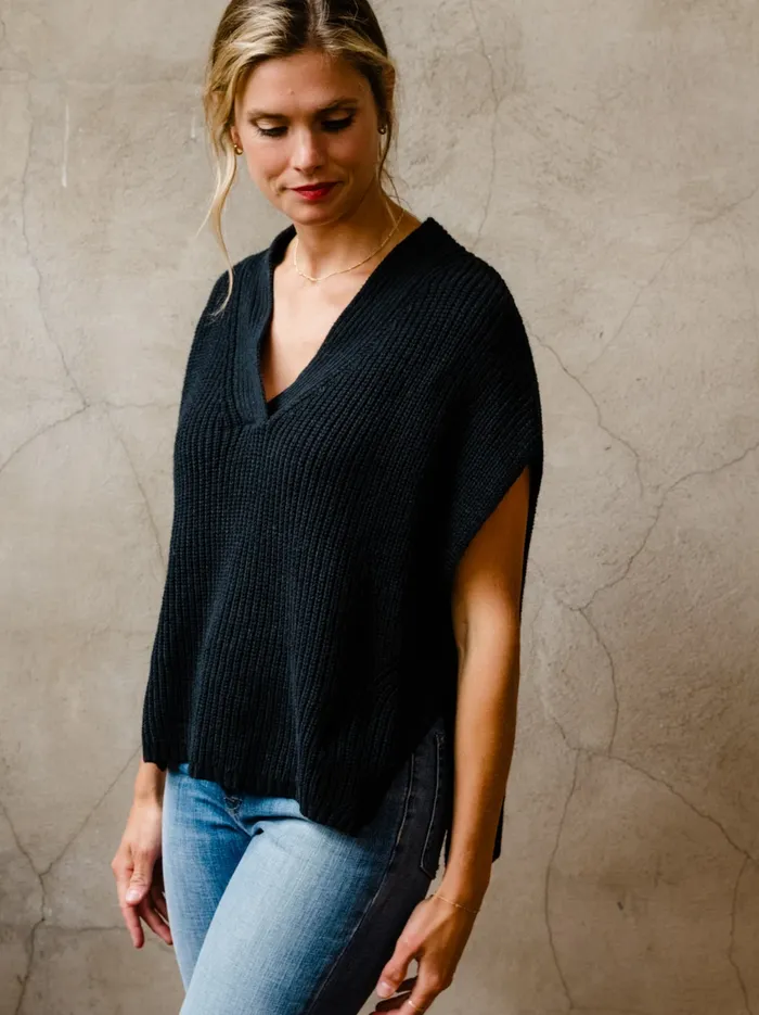 Sweaters Women Able Ingrid Sweater Vest Black