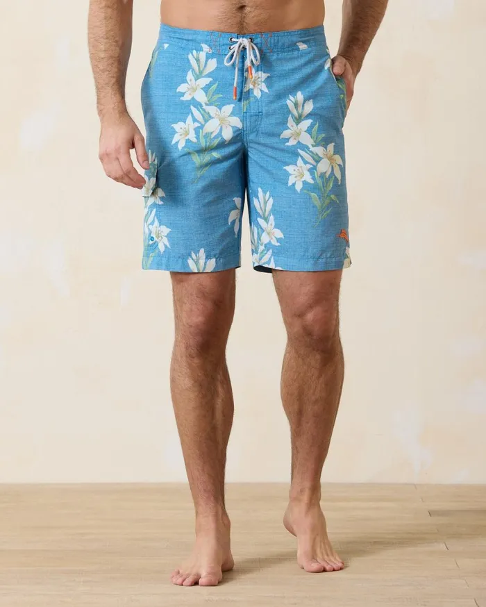 Tommy Bahama Rialto Luau Oasis 6Inch Swim Trunks Light Sky Men Swim and Boardshorts Tommy Bahama Rialto Luau Oasis 6Inch Swim Trunks Light Sky Men Swim and Boardshorts