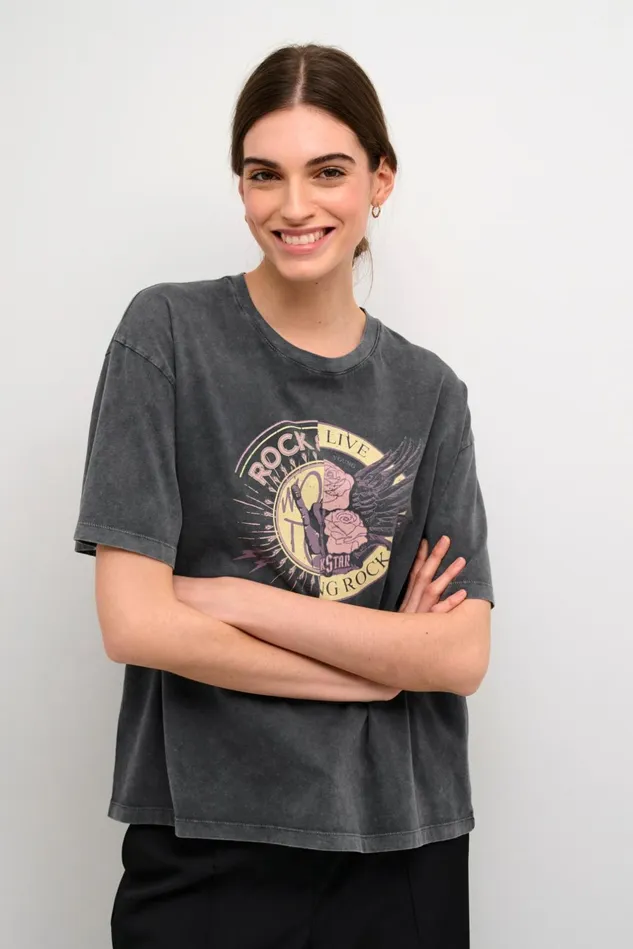 Tops and TShirts Women CULTURE CUash Tshirt