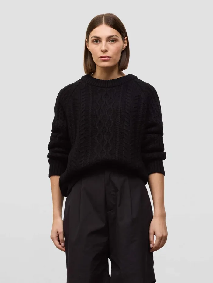 Women Begg X Co Sweaters Gigha Cashmere Sweater Black